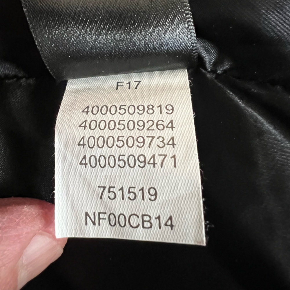The North Face Woman’s Winter Coat - Picture 9 of 10